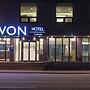 Avon Hotel