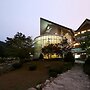 Hanwha Resorts Sanjeong Lake Annecy