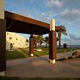 Hotel HD Beach Resort & SPA
