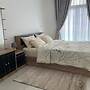 Easy Stay at Embassy Gardens Apartment