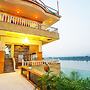 TreeHouseNarmade A Riverfront Resort Spa