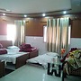 Parkway Hotel