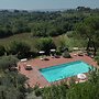 Cozy Holiday Home With Pool in Sienna Italy