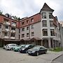 Snug Apartment in Jachymov Near Ski Area