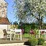 Attractive Holiday Home in Gerin Near Centre