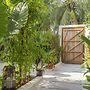 Oasis Dhigurah