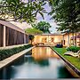 Loft Volcano by Alfred in Bali - Stylish 2 BR Loft w Pool Garden Ricef