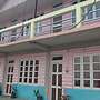 Goroomgo Pink Floyed Homestay Kalimpong