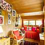Cosy Chalet With top View