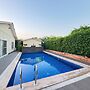 GoBravo 37 - 2Bhk Farm with Pool & Garden Sec150 Noida