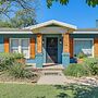 Fire Pit & Small-town Charm: San Angelo Getaway!