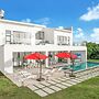 Brand New All-inclusive Villa in Cap Cana With Pool Jacuzzi Chef Butle