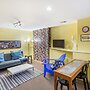 Cozy Lincoln Park Studio - Steps to Zoo! by AllSet Turnover