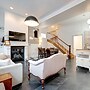 Spacious Luxury Townhouse - Old Town by AllSet Turnover