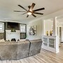 3 Mi to Dtwn: Memphis Family Home