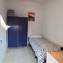 Room-private Room With 200m2 Sunny Terra