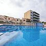Apartment With Community Pool for 4 People - Riells Area