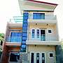 Rb's Three Storey House