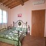 Quaint Holiday Home in Florence Tuscany With Swimming Pool