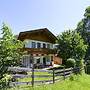 Holiday Home Emberger, Fugen