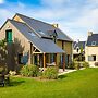 Beautiful Luxury Apartment Near a Breton Oyster Village