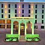 Dayman Hotel