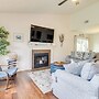 Near Dtwn & Beach: Savannah Home w/ Game Room!