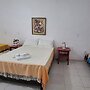 Pousada da Tia Lúcia-Loft Rosa Vermelha