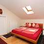 Beachside Serenity Apartments in Barbot