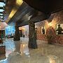 Starway Hotel