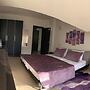 Bansko Spacious Art Apartment With Mountain Views