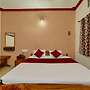 Goroomgo Surya Inn Konark