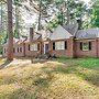 Wilson Family Home: Walk to Community Rec Center!