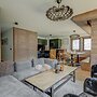 Ideal 3 Bedroom Apartment With 200m2 Garden