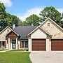 Tranquil Flint Escape: Relax In Nature's Serenity 3 Bedroom Home