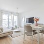 Classy Apartment - Flea Market