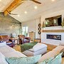 Hope Retreat w/ Furnished Deck Near Parks!