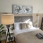 Spacious 2-bed Near Etihad-games Room-free Parking