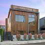 Cedar Loft Villa