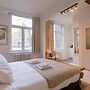 Inviting and Bright Guest Room in City Center