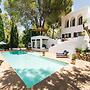 Country-view Villa With Pool
