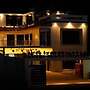 Sun Rays Inn