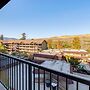 Walk to the Lake: Chelan Condo w/ Mtn Views!