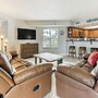 Steps to Beach: Indian Shores Condo w/ Balcony!