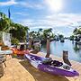 Adorable Villa With Water Front in Pompano