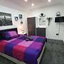 3 Bedrooms Apartments Near Town Center