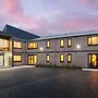 The Suites Inn Hotel