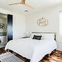 Cozy Getaway Perfect for 10 Prime Location NW6