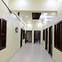Hotel Awadh Vilas
