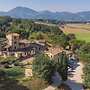 Agriturismo Borgo Pulciano in Montone